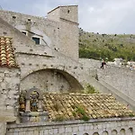 Kovac Old Town *